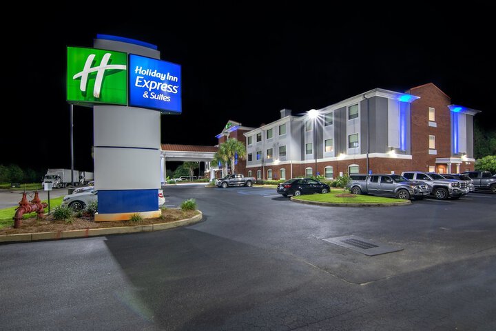 Hotel 5 of 86