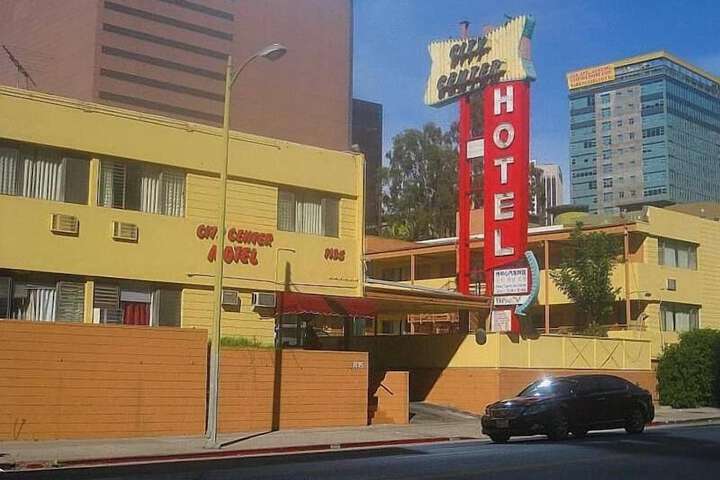 Hotel 4 of 37