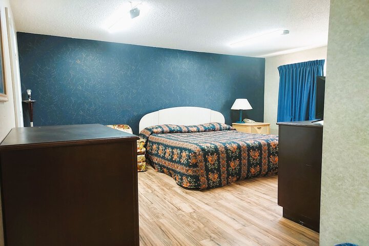 Room 19 of 29