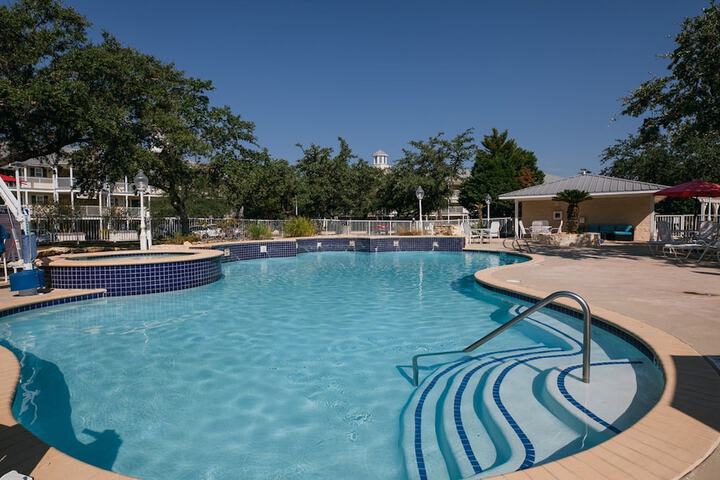 Pool 14 of 74