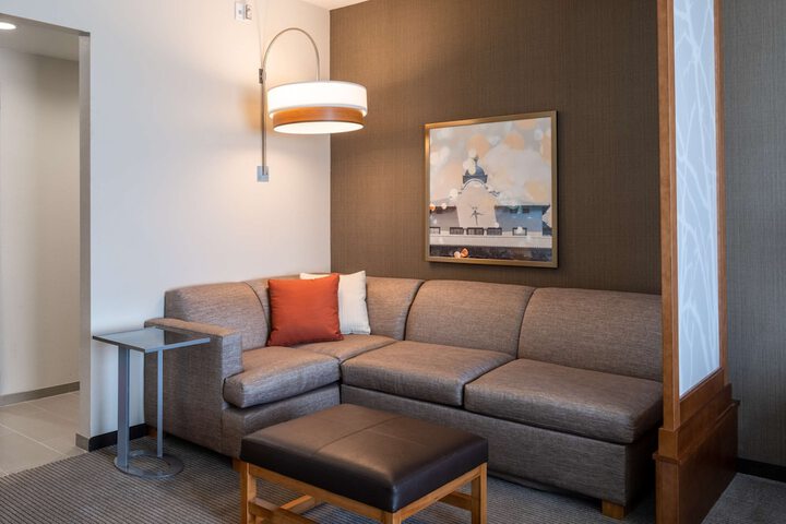 Room 21 of 52