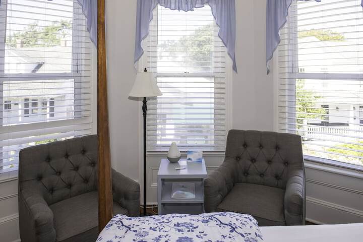Room 41 of 64