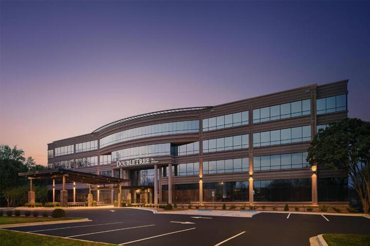 Doubletree by Hilton Greenville Airport