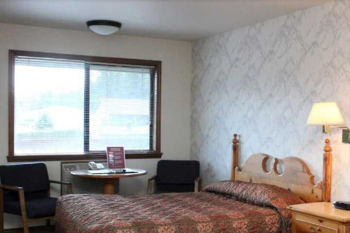 Room 22 of 36