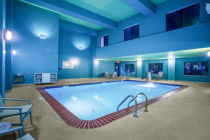 Pool 9 of 38