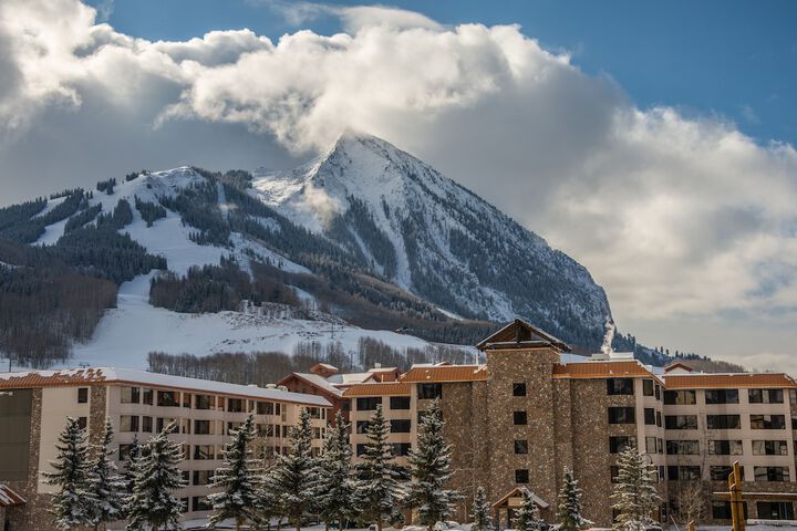 Hotel 2 of 87
