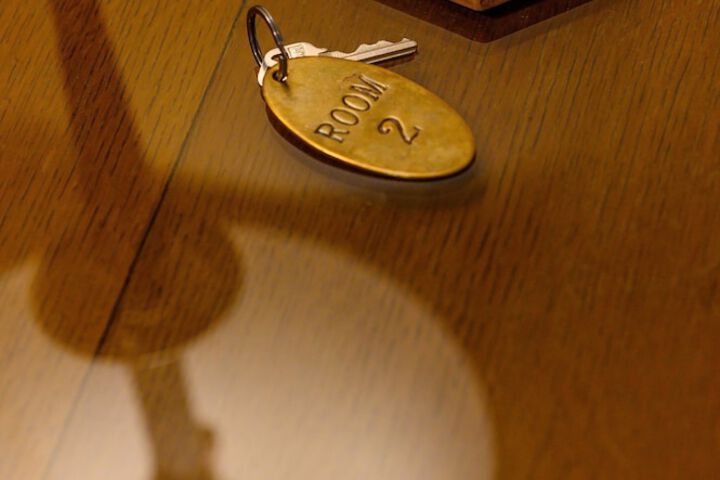 Room 83 of 135
