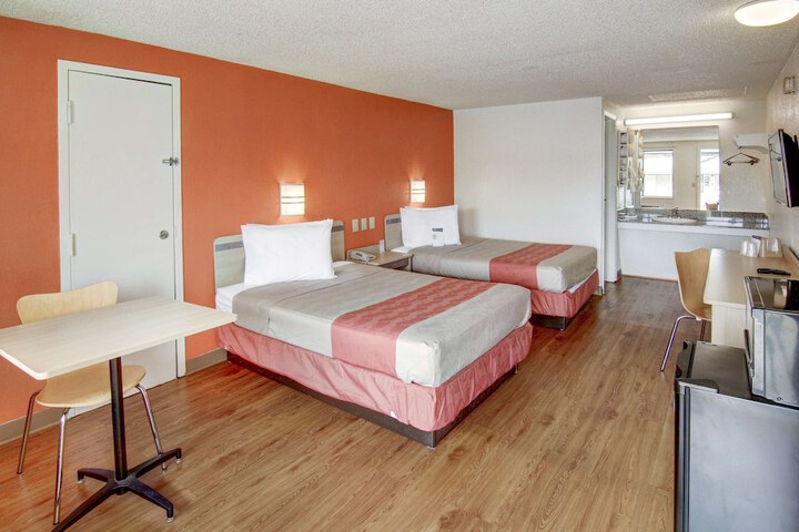 Motel 6 Union City GA - Atlanta Airport