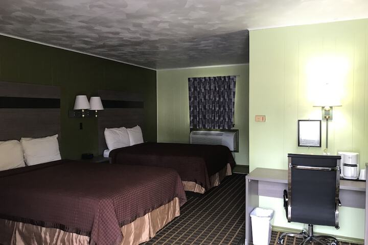 Room 22 of 40