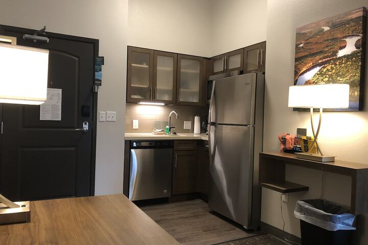 Staybridge Suites Wisconsin Dells - Lake Delton by IHG