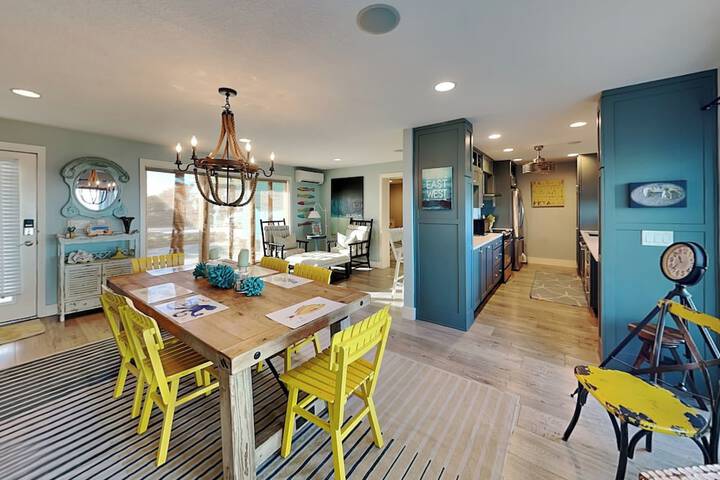 Ocean Shore by Distinctive Beach Rentals