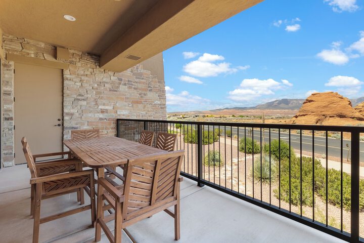 Vacation Rentals at Sand Hollow Resort