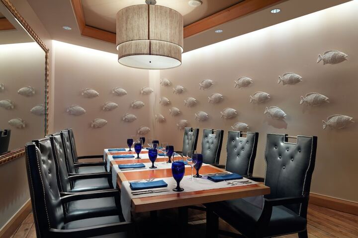 Dining 49 of 70