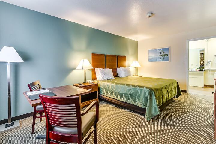 Room 16 of 17
