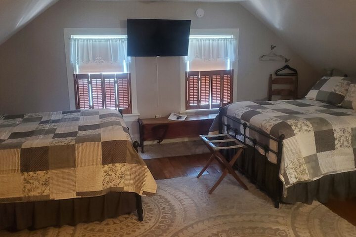 Room 38 of 65