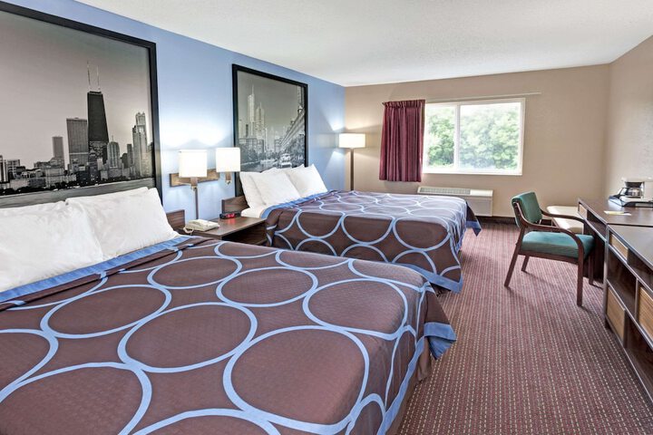 Super 8 by Wyndham Chicago OHare Airport