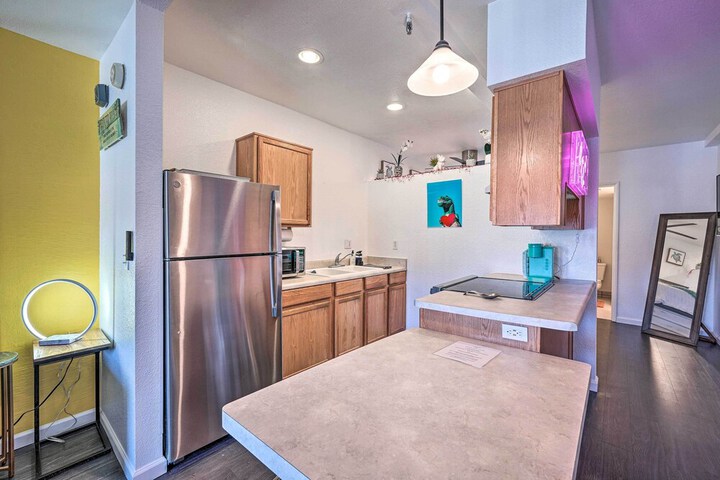 Parker Studio w / Patio & Direct River Access!