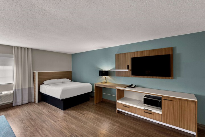 Wyndham Garden Ankeny / Des Moines