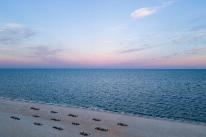 Red Jacket Beach Resort