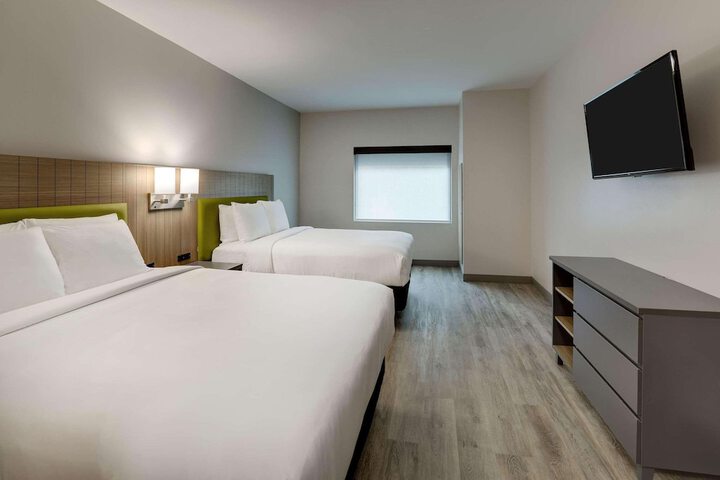 Room 20 of 52
