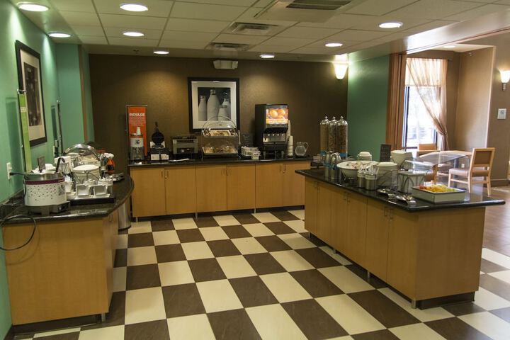 Hampton Inn & Suites Madera