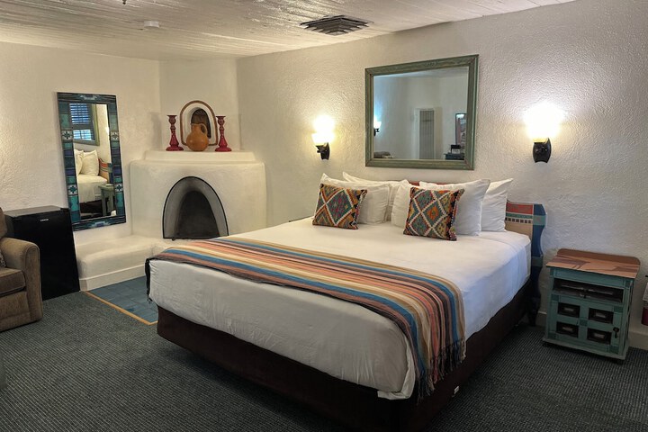 The Historic Taos Inn