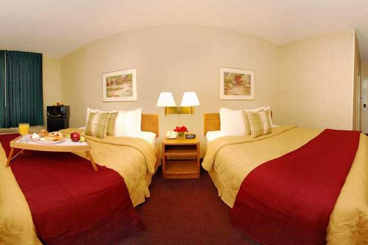 Room 28 of 35