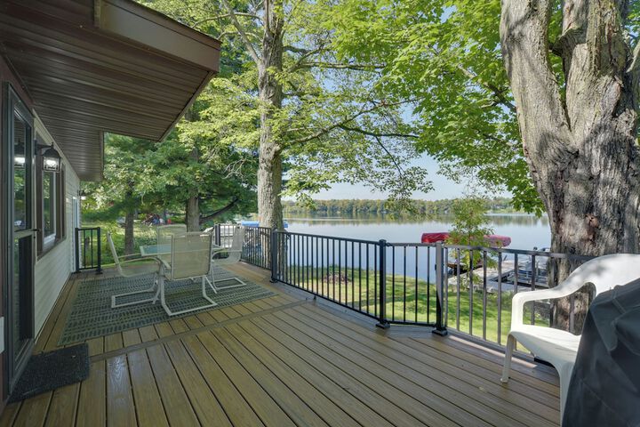 Pet Friendly - Rice Lake Home w / Private Dock!