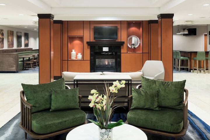 Hotel Interior 11 of 28