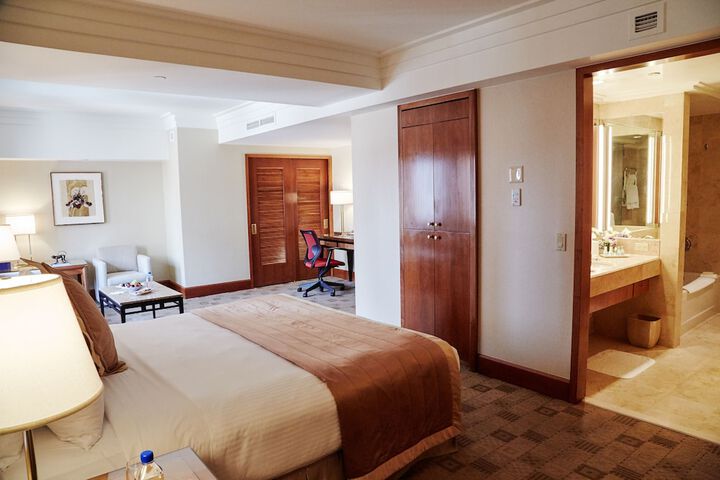Room 35 of 70