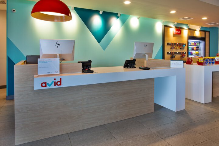 avid hotel Detroit Warren by IHG