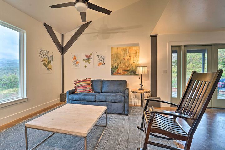 Pet-friendly Mancos Gem w / Patio & Fire Pit!