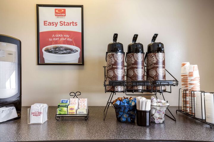 Breakfast/Coffee Service 44 of 48