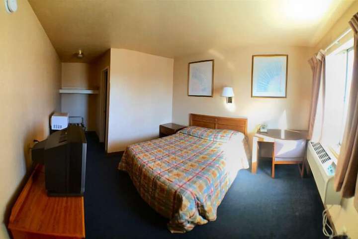 Room 19 of 43