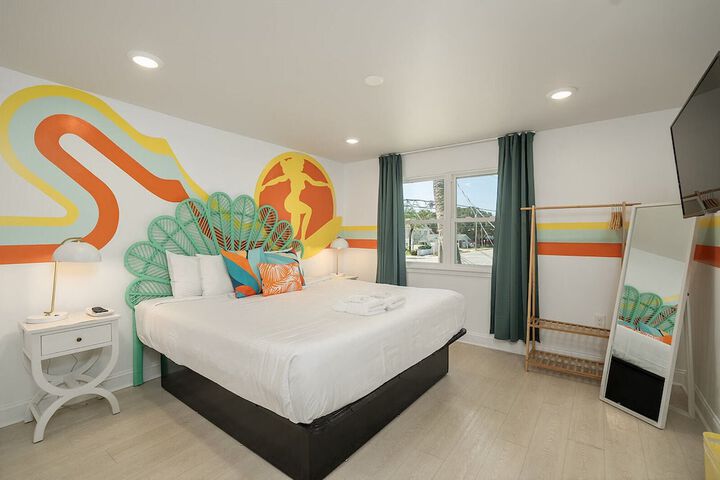 Royal Palms Motel