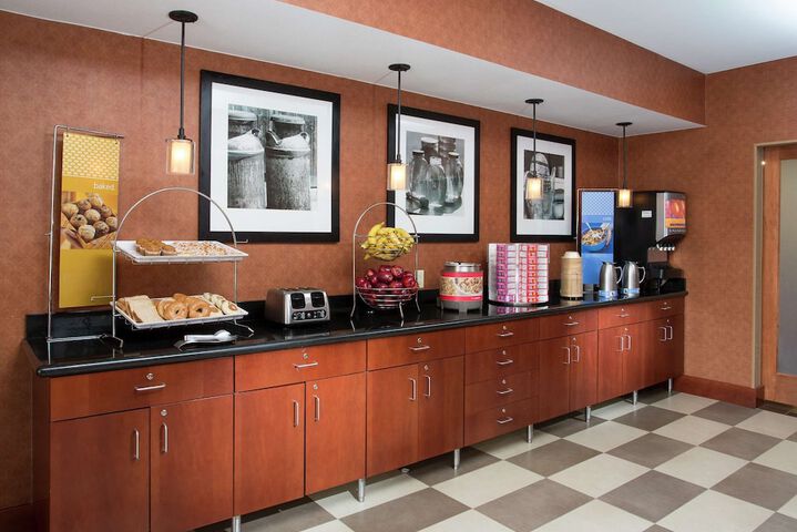 Breakfast/Coffee Service 21 of 29