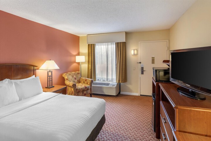 Best Western Hickory