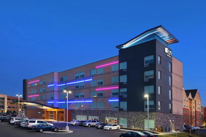 Aloft by Marriott Cincinnati West Chester
