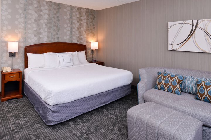 Room 34 of 49