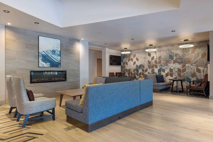 Hotel Interior 12 of 68