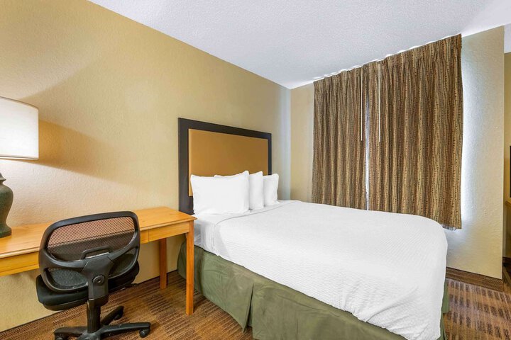 Room 31 of 37