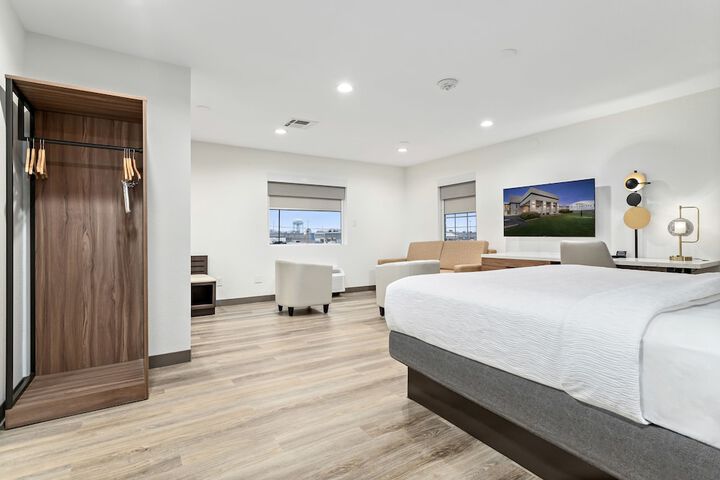 Room 46 of 62