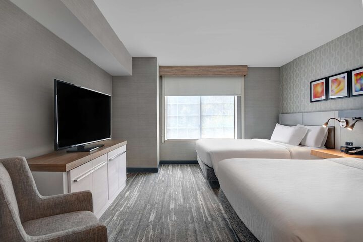 Room 22 of 66