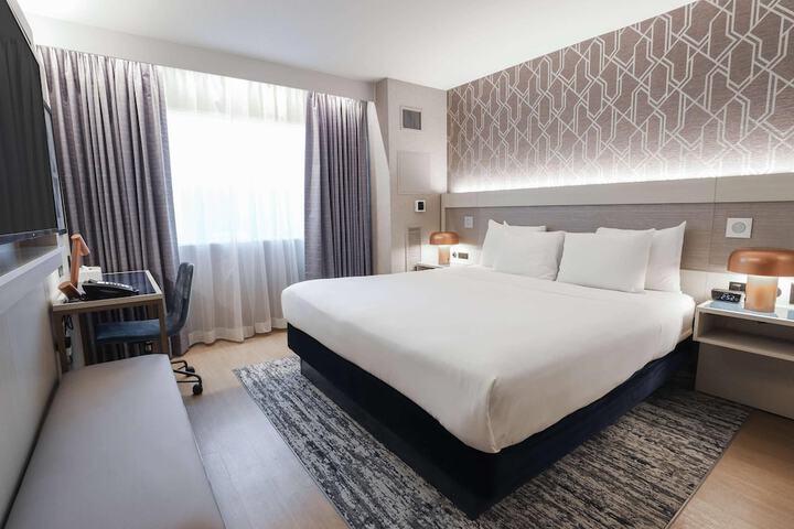 Radisson Plaza Hotel at Kalamazoo Center