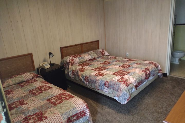 Davis Motel
