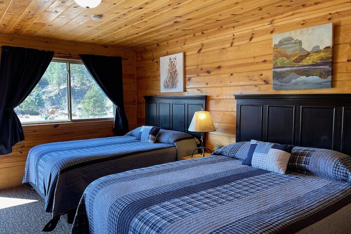 Mountain View Lodge & Cabins