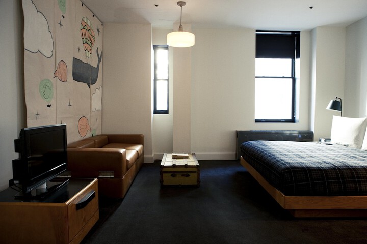 Room 73 of 99