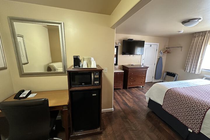 Room 46 of 59