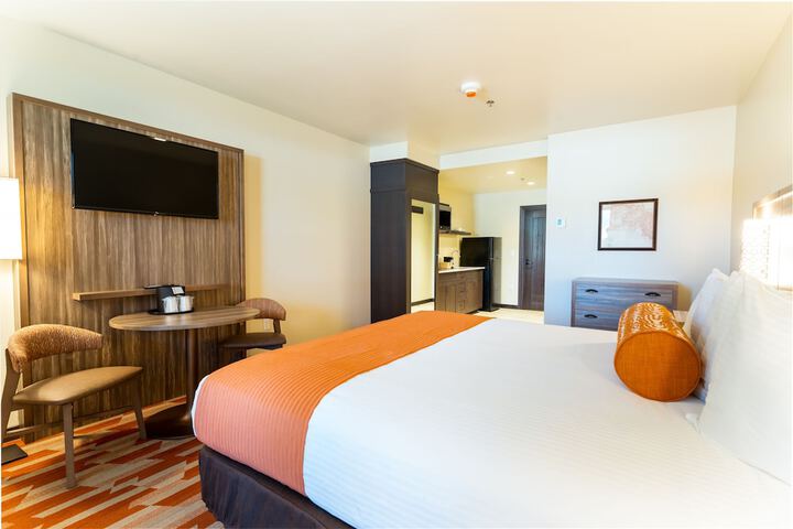 Room 14 of 26