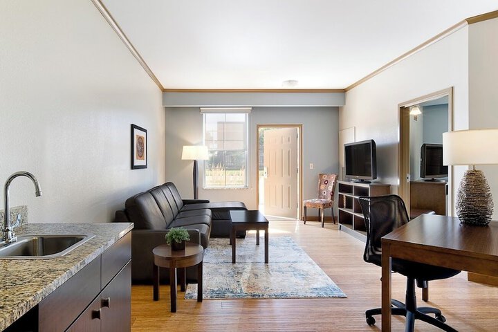 Room 14 of 32